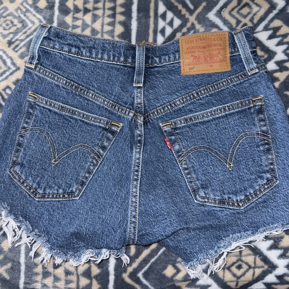Levi’s 501 - Picture 2 of 2